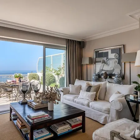 Duplex Penthouse With Panoramic Sea View In Cannes