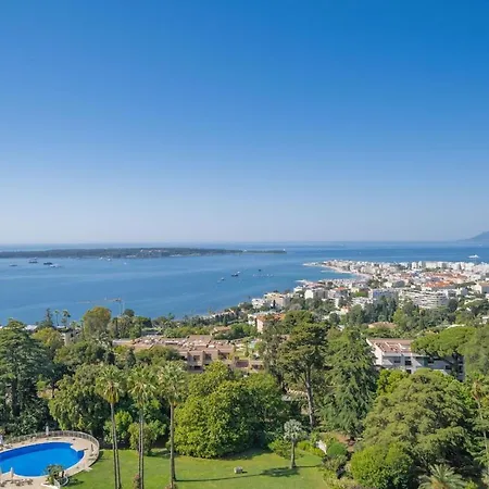 Appartement Duplex Penthouse With Panoramic Sea View In Cannes
