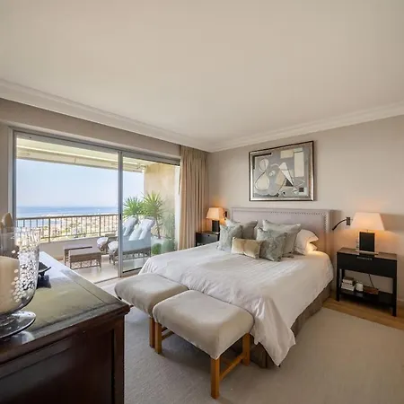 Duplex Penthouse With Panoramic Sea View In Appartement *